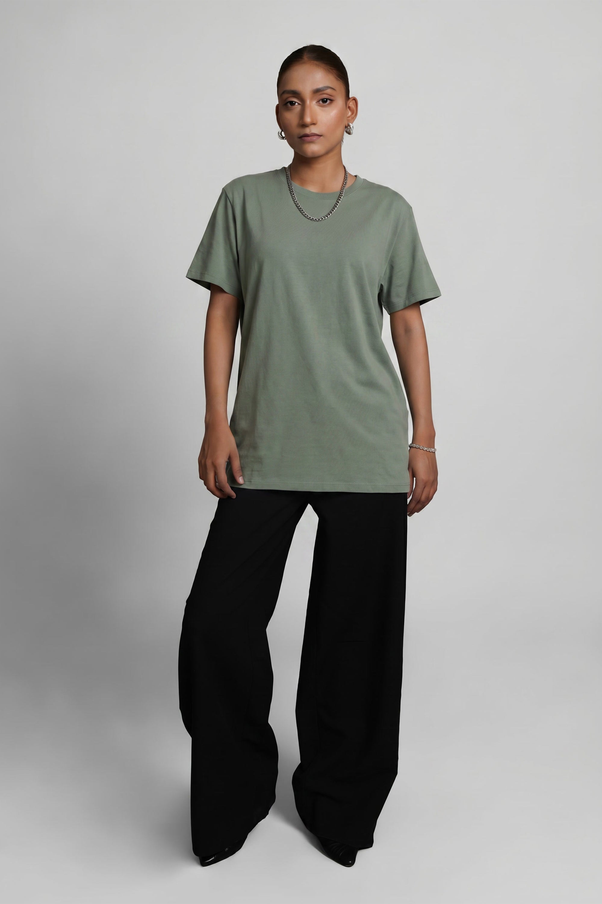 4200 Premium Heavyweight Tee