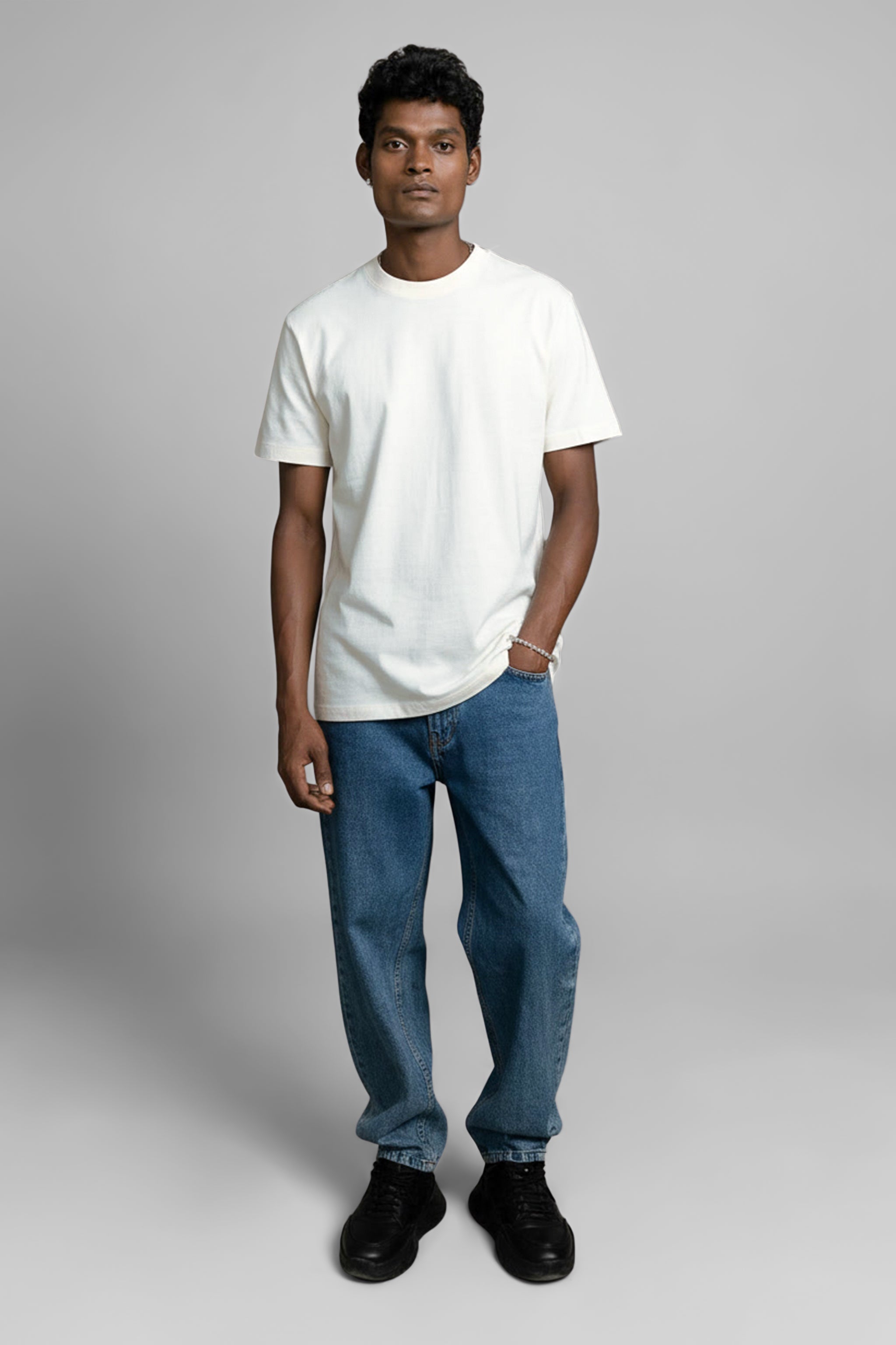 4200 Premium Heavyweight Tee