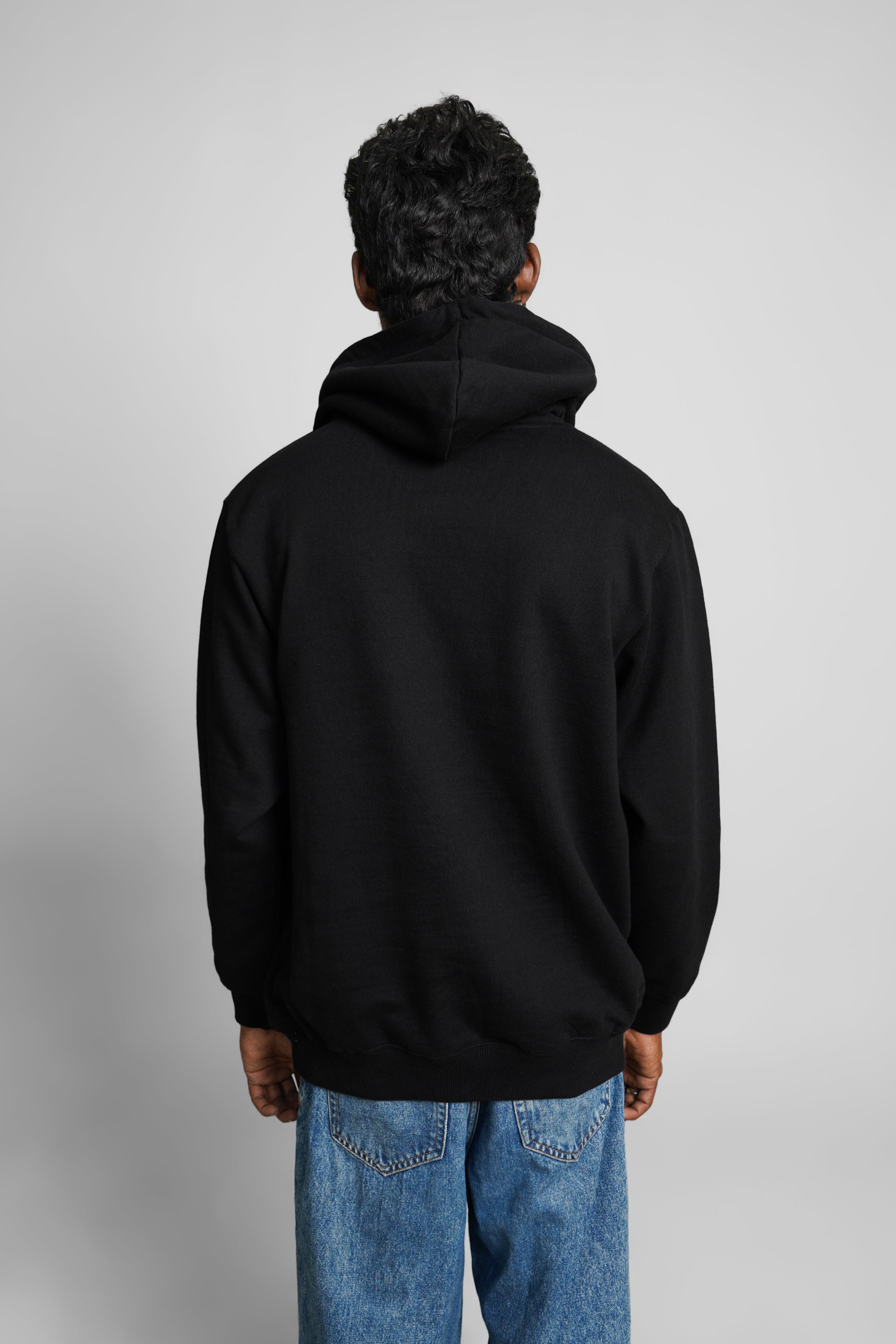 5000 Sustainable Essential Hoodie