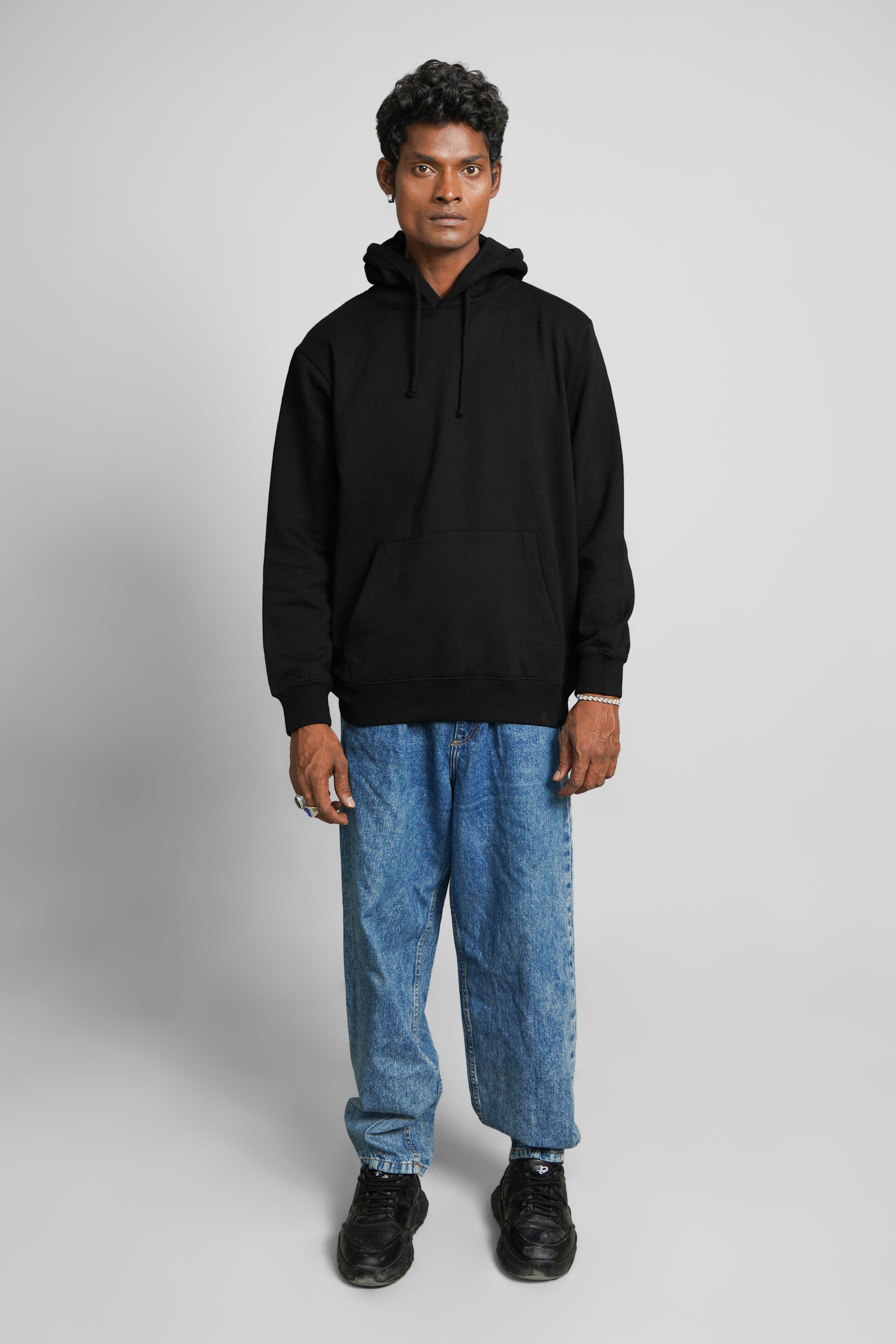 5000 Sustainable Essential Hoodie
