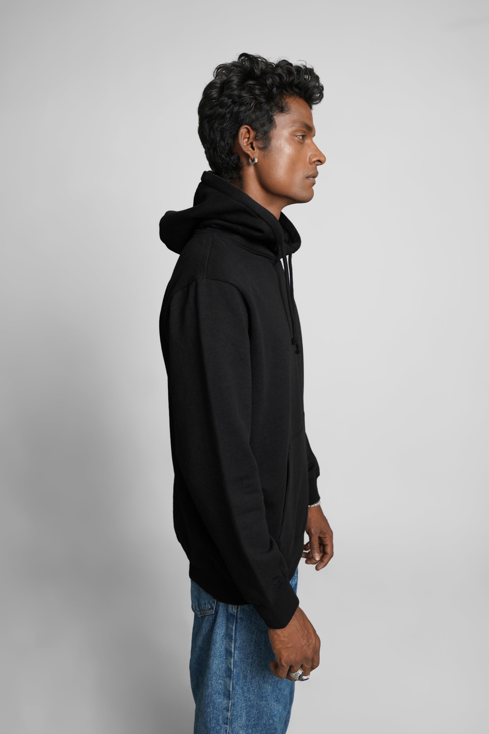 5000 Sustainable Essential Hoodie