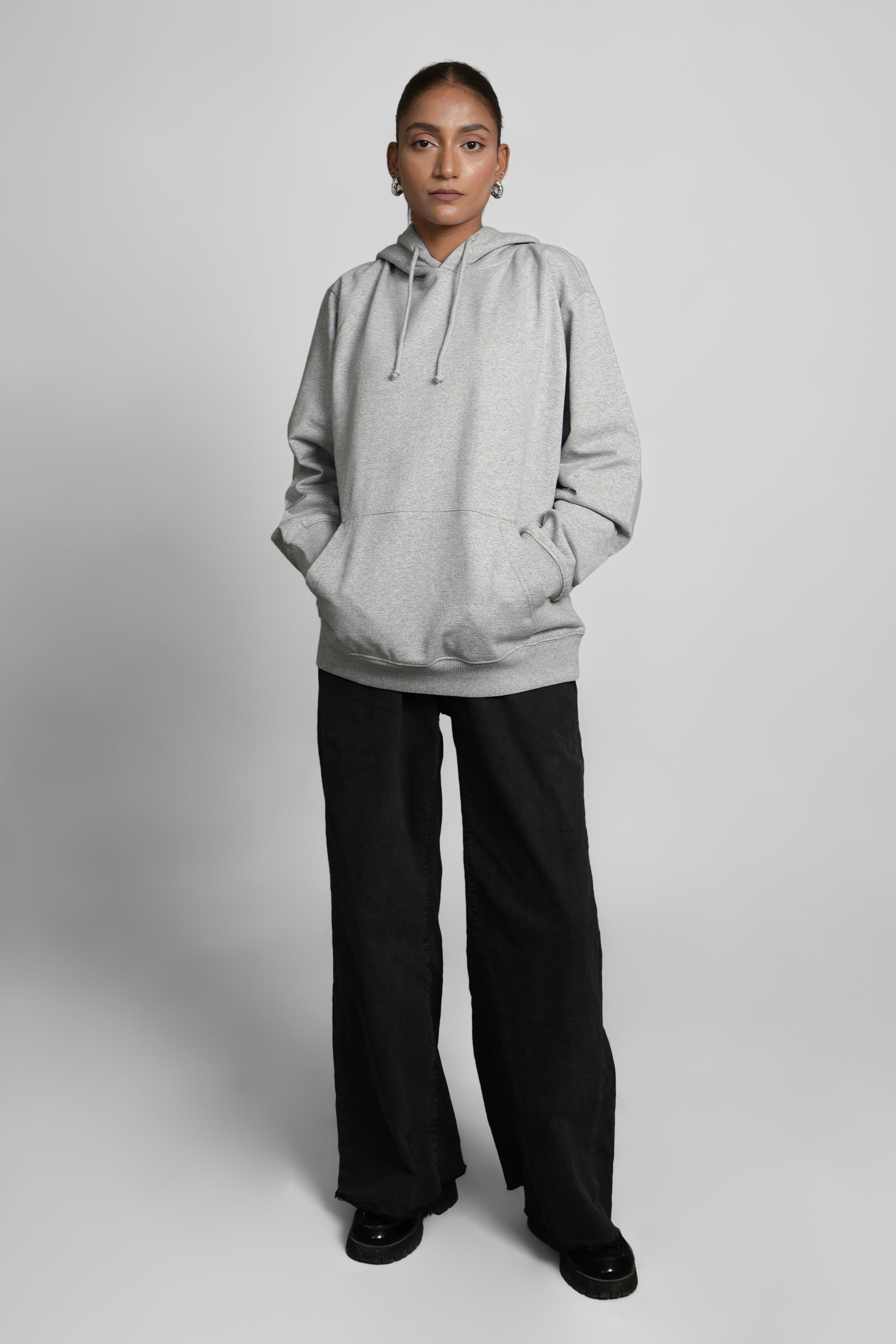 5000 Sustainable Essential Hoodie