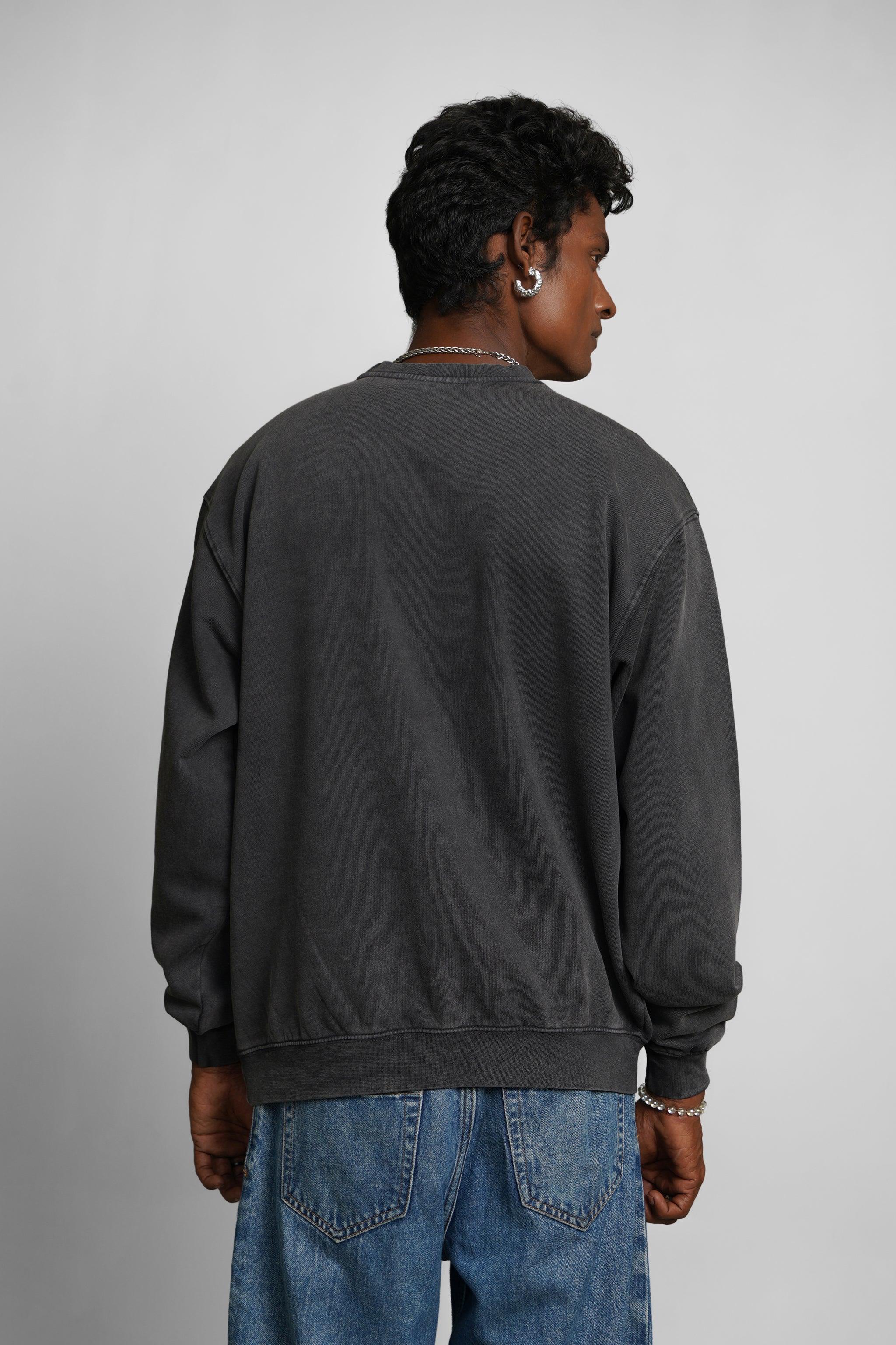 7500 Mineral Wash Balanced Crewneck