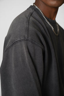 7500 Mineral Wash Balanced Crewneck