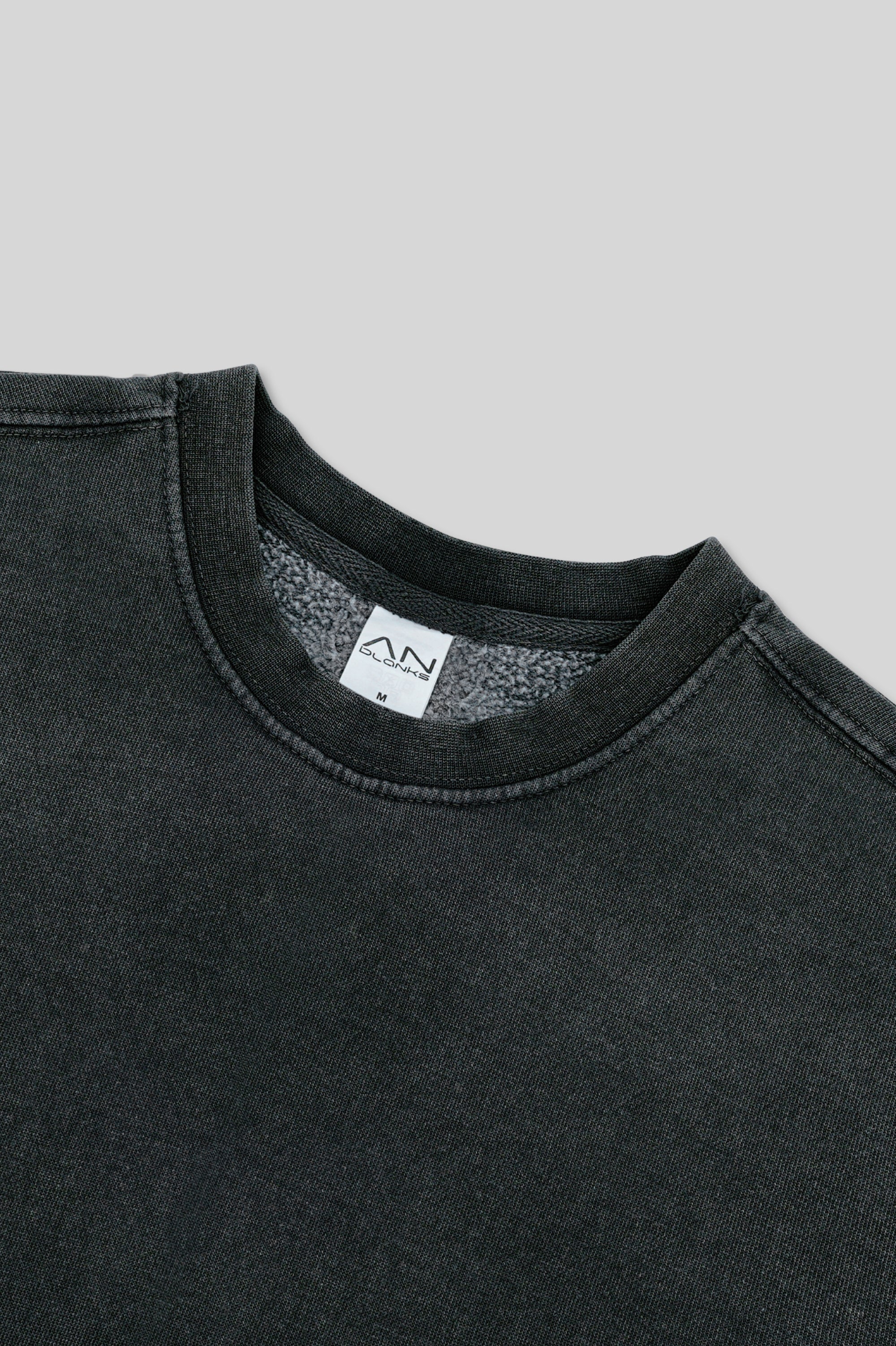 7500 Mineral Wash Balanced Crewneck