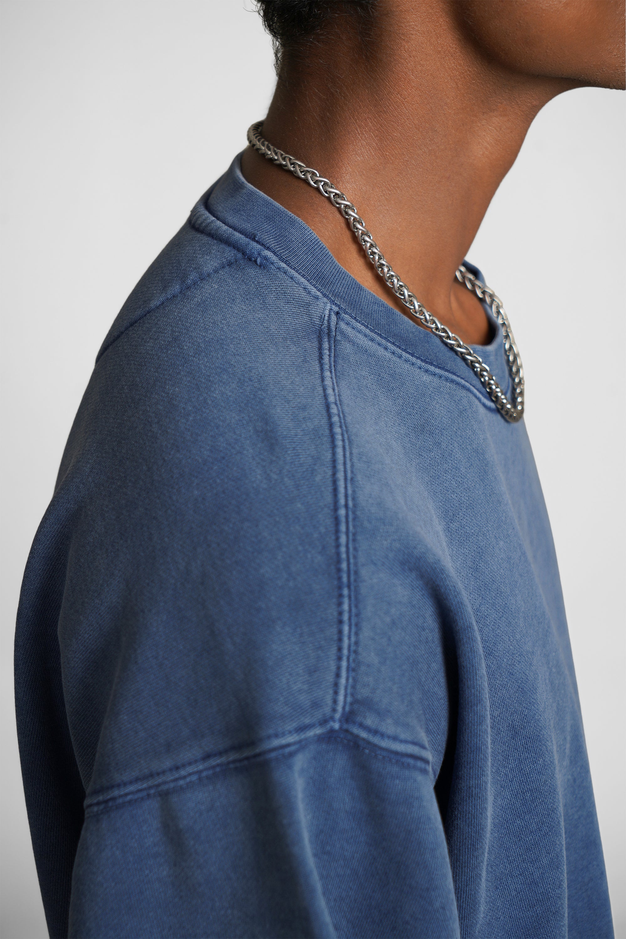 9500 Heavy Core Crewneck Sweatshirt