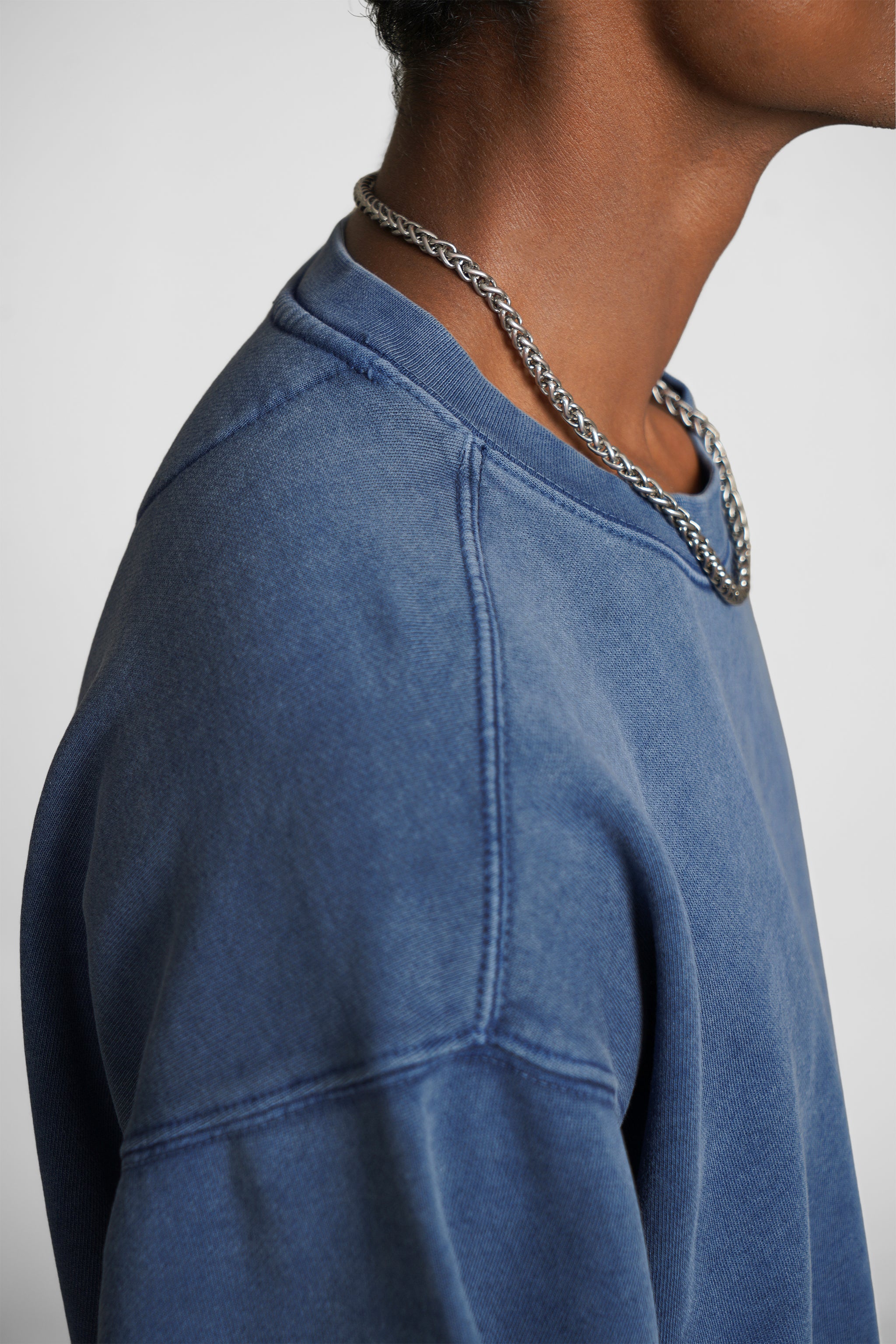 9500 Heavy Core Crewneck Sweatshirt